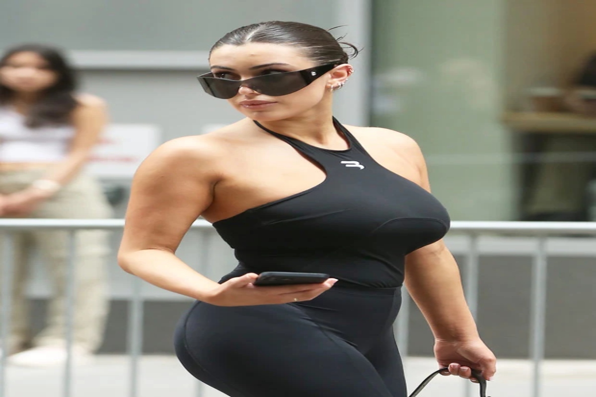 Bianca Censori Age Height Net Worth Boyfriend Biography And More 