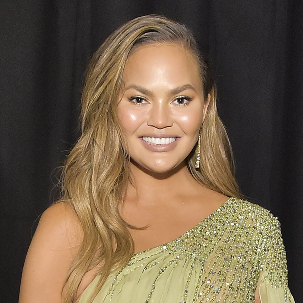 Chrissy Teigen Biography, Facts, Life Story, Career & Pics Celebs